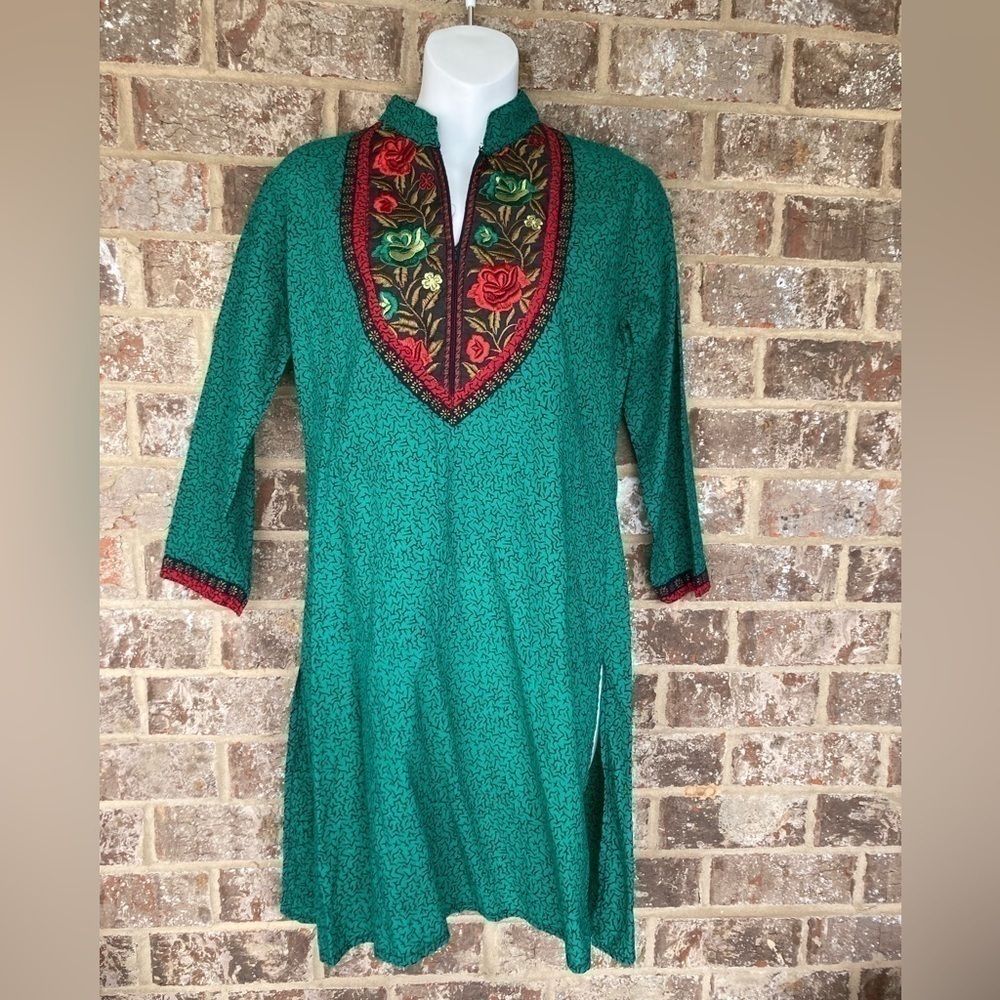Cotton Embroidered Tunic Top Vintage Made in India Size Medium